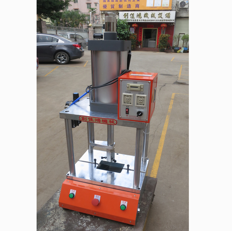  �������(d��ng)�_��CH102ϵ��